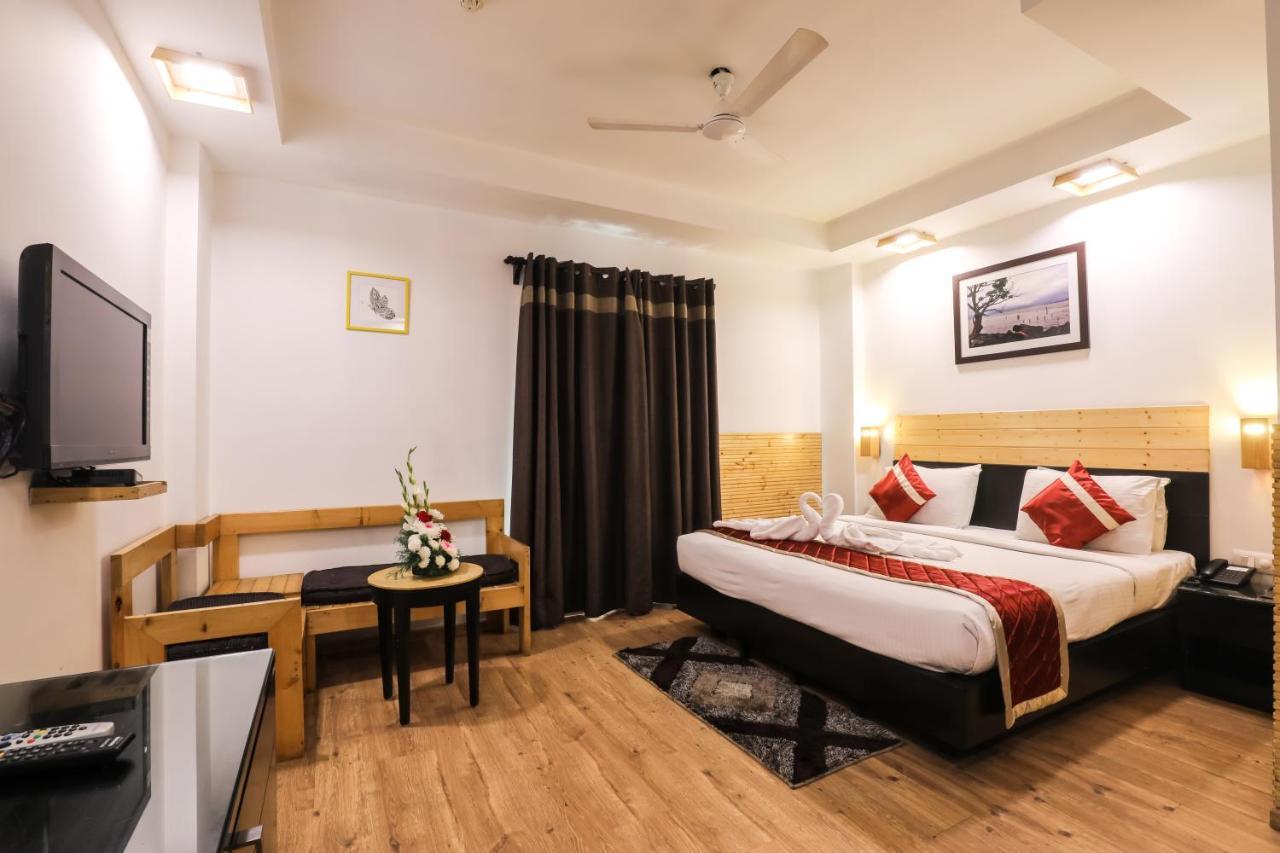 Отель Siesta Basil - Okhla Нью-Дели Экстерьер фото